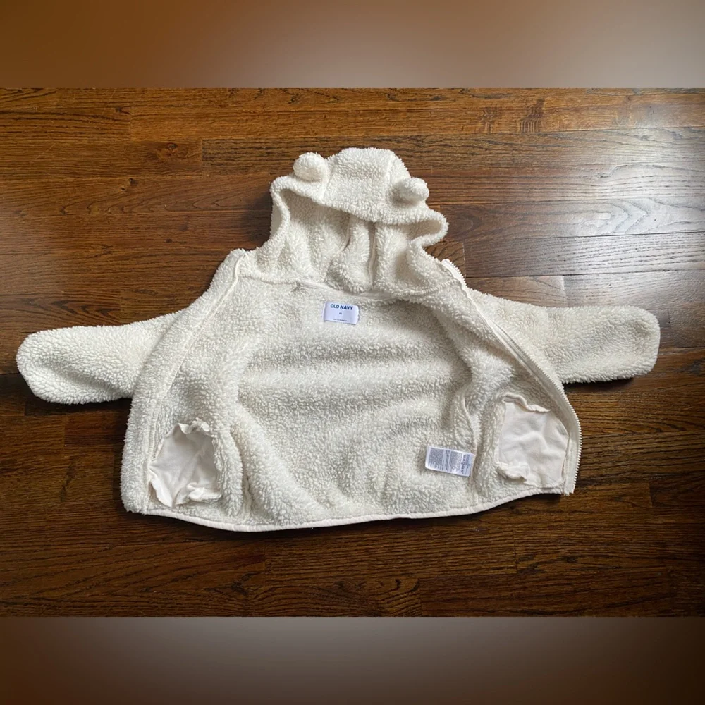 3T toddler girl sherpa fleece zip up hoodie Old Navy Cream White Jacket bear ear